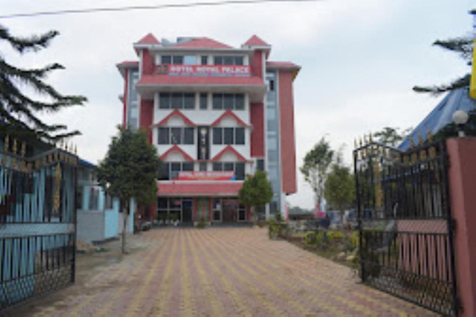 Hotel Royal Palace Bongara Kaharpara Ngoại thất bức ảnh